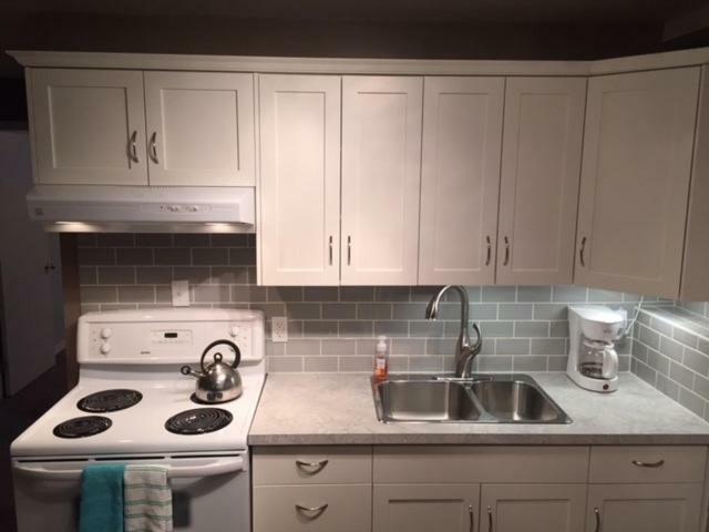 Newly Renovated Basement Suite! Lethbridge Exteriér fotografie